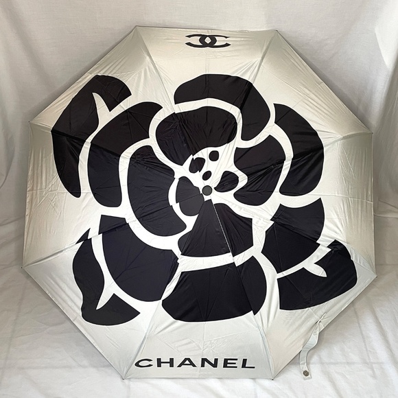 Camellia Umbrella Black & White NIB ☂️ - Picture 11 of 13